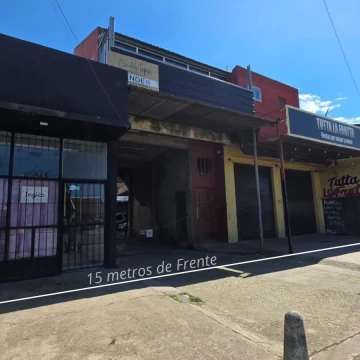 Venta Galpón con local mas vivienda planta alta, sobre avenida Polonia - Mar del Plata 