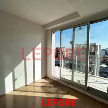 Excelente 3 ambientes con balcón al frente- Córdoba 4100