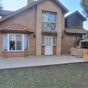 Casa en Monte Grande