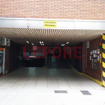 Cochera en venta San Nicolás 