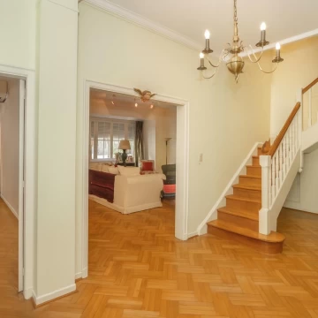VENTA DEPTO 5 AMBIENTES EN LA ISLA