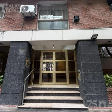 Departamento en venta  2 ambientes Olivos - luminoso