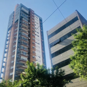 Montevideo 2400 - Oficina en venta , Barrio Lourdes