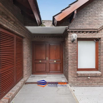 1791476668.jpg