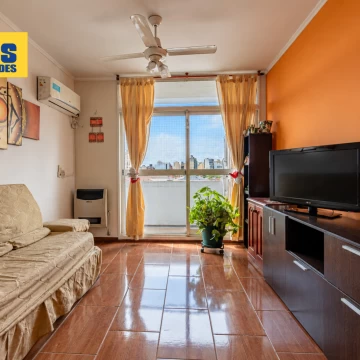 Venta de 2 ambientes en Avellaneda c/balcon y vista abierta. Torres Pueyrredon.