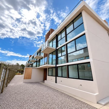 Venta Apartamento 3 dormitorios Maldonado