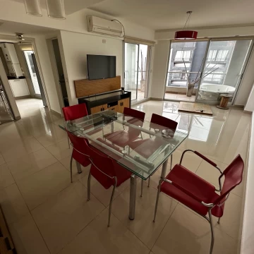 VENTA AMPLIO 2 AMBIENTES CON COCHERA EN RECOLETA