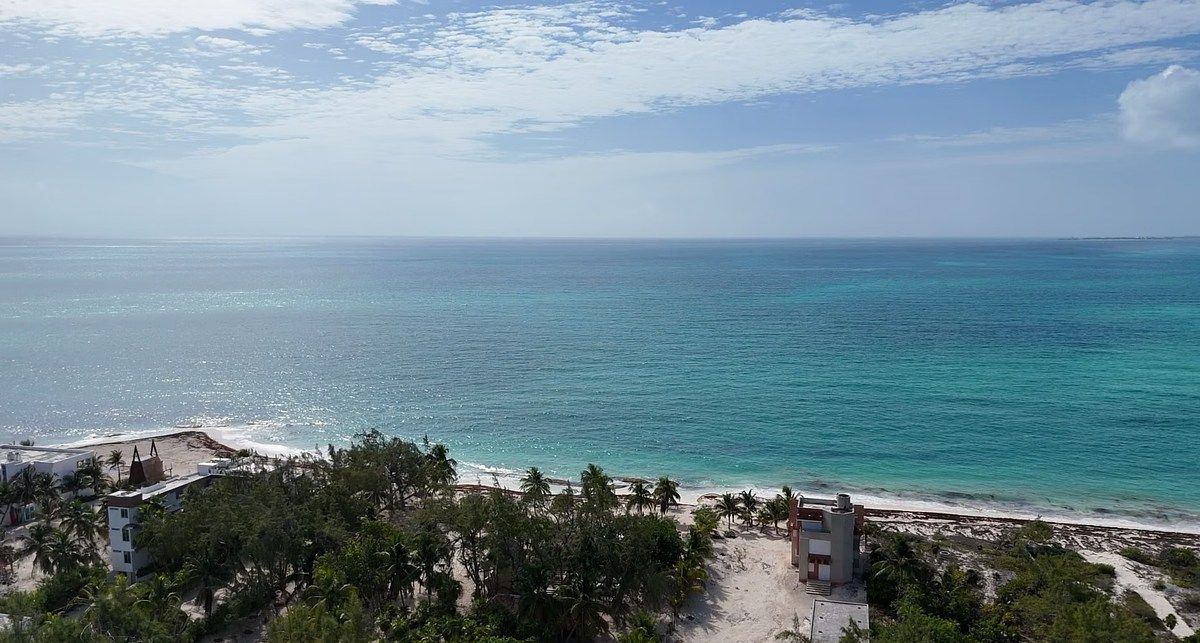 TERRENO FRENTE AL MAR ISLA BLANCA VENTA