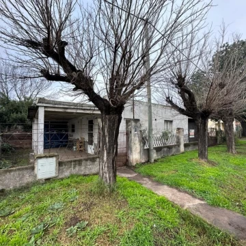 Casa en venta en Acevedo 3170