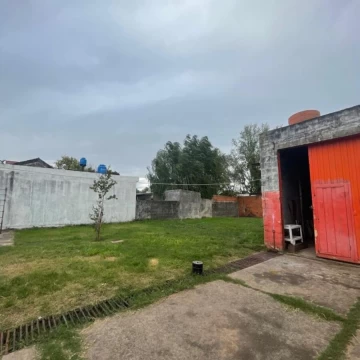 Galpón en venta en Jose Marmol 2090