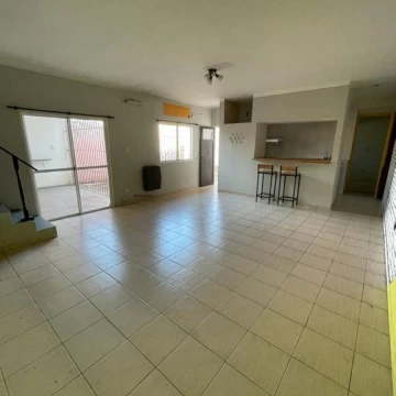 Casa en venta en 25 de Mayo 915