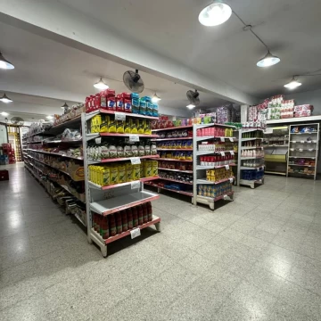 Local Comercial en venta en Avenida Illia y Zaracondegui