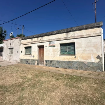 Casa en venta en M Benitez 580