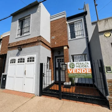 Casa en venta en 25 de Mayo 406