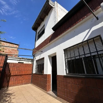 Casa en venta en Avenida Savio 321
