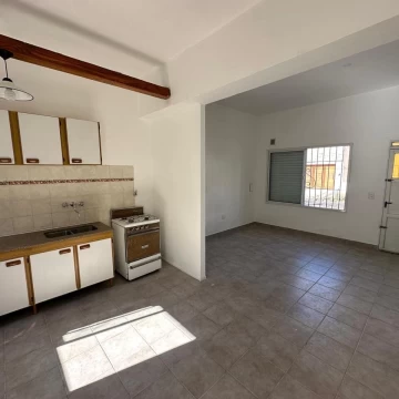Casa en venta en Echeverría 239