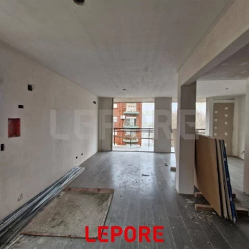 Venta de monoambiente con balcón al frente en Villa Urquiza, Capital Federal.