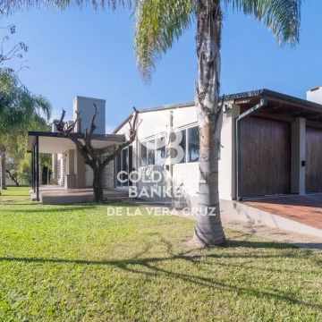 Casa en Villa California - Apta Crédito