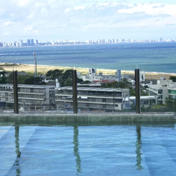 Apartamento en Altamar, Punta Ballena – 160 m² y 2 cocheras