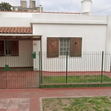 VENTA CASA 4 AMBIENTES QUILMES OESTE