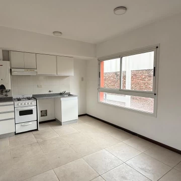 Departamento en Luis Agote