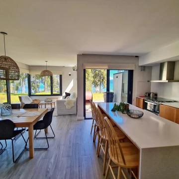 VENTA AKOL Bº NÁUTICO Dpto 3 dorm c/costa de lago 402 M4, 315.7 m2,  Tres Cerros Villa la Angostura