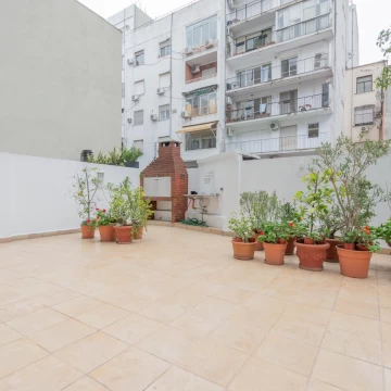 Departamento con TERRAZA en venta - PLAZA VICENTE LOPEZ 