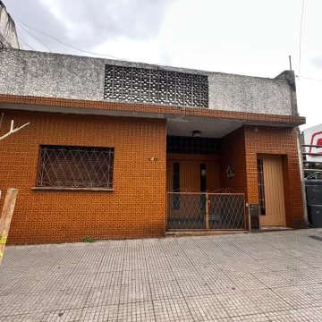 PH en venta en Directorio al 2700 | Apto crédito, terraza propia por escritura, patio y garage