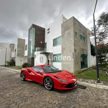 CASA EN RENTA EN PARQUE CAPELLANIA, ZONA AZUL, ANGELÓPOLIS, PUE.