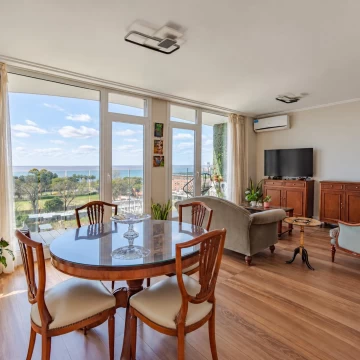 VICENTE LOPEZ, VISTA AL RIO - DEPARTAMENTO 3 AMB c/ 2 COCHERAS. AMENITIES