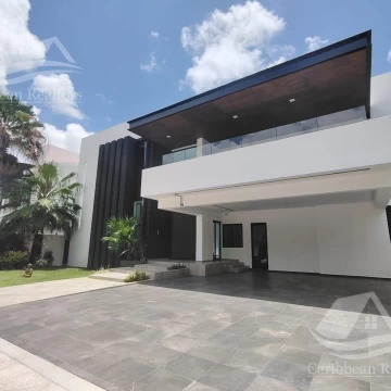 Casa venta Lagos del Sol Cancun