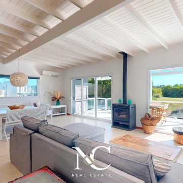 Casa en venta en Costa Esmeralda con fondo al golf