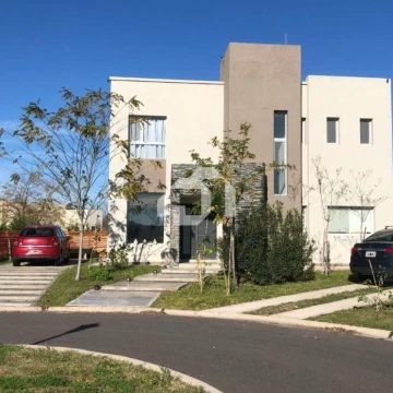 Casa  en Venta en San Ramón, Pilar del Este, Pilar