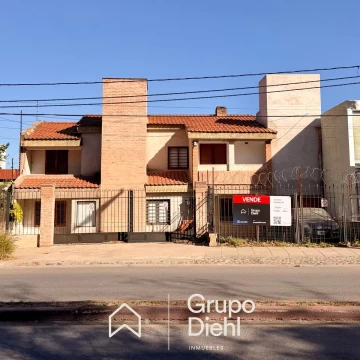 Terreno COMERCIAL a la VENTA  frente al colegio Lasalle 