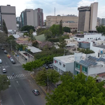Terreno en venta para desarrollo inmobiliario en Arcos Vallarta, Guadalajara