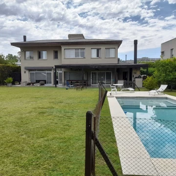 Casa Chalet  en Alq. Temporario en El Encuentro, General Pacheco, Tigre