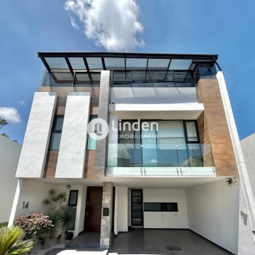 CASA EN VENTA EN FRACCIONAMIENTO ARBORETO, ZONA FORJADORES, SAN PEDRO CHOLULA
