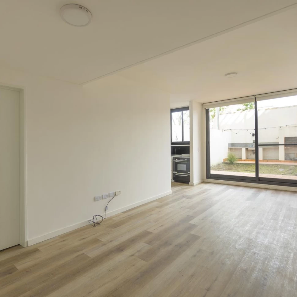 VENTA DUPLEX 3 AMBIENTES - JARDIN CON PARRILLA  - A ESTRENAR - CHACARITA