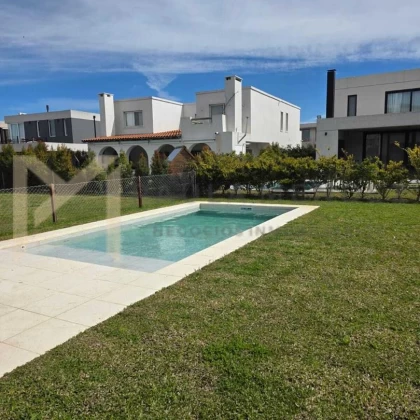 Casa  en Venta en Carpinchos, Nordelta, Tigre
