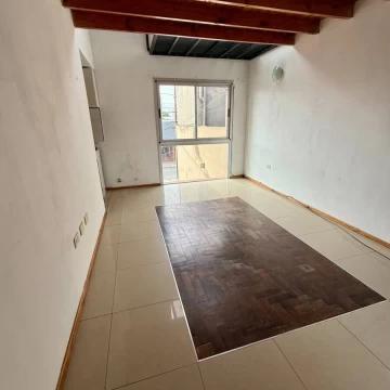 VENTA DPTO 2 AMB COCHERA QUILMES