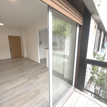 Departamento 2 ambientes con balcon en Barrio Norte