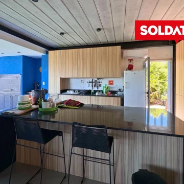 Casa al río semiamoblada en alquiler con amarra y elevador de lancha  – El Naudir, Escobar
