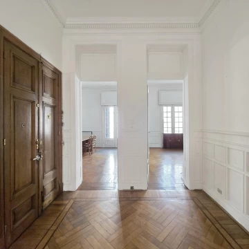 Venta Departamento Monserrat - 7 Ambientes