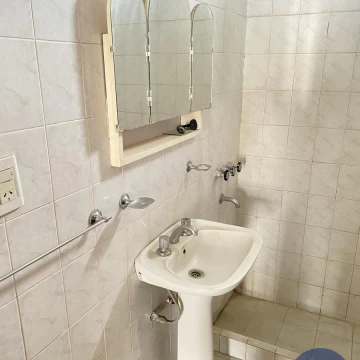 1791921796.jpg