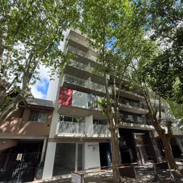 Departamento en venta de 2 ambientes, balcón con parrilla - Chacarita