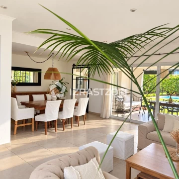 Casa a la Venta y Alquiler Temporario - Barrio Los Alisos - Nordelta