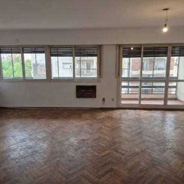 Paseo del Siglo, amplio departamento con cochera y hermosas vistas - Rosario Centro