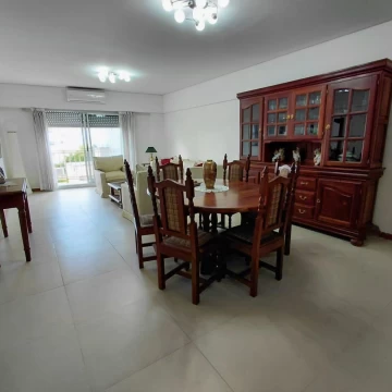 Venta Semipiso 3 Ambientes con Dependencia Reciclado a Nuevo | RECOLETA.