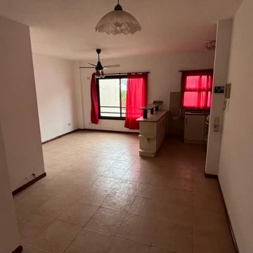 Departamento 2 ambientes en alquiler Ramos Mejia