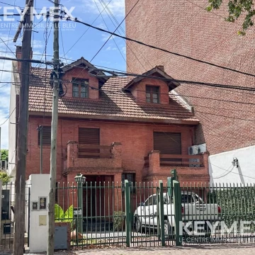 Casa en venta con pileta San martin zona residencial